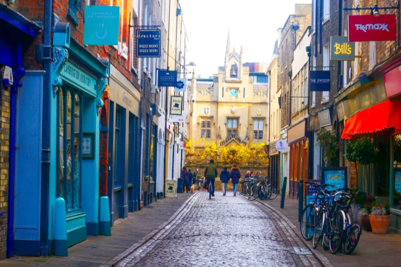 Cambridge Same day courier service | Eurosonix