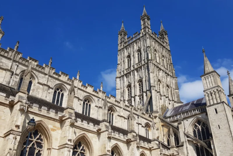 Gloucester courier services