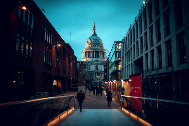 London Same day courier service | Eurosonix